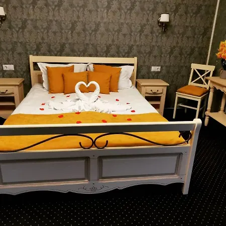 Select House Guest house *