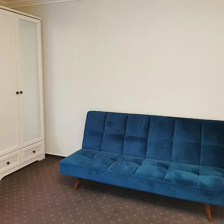 Select House *