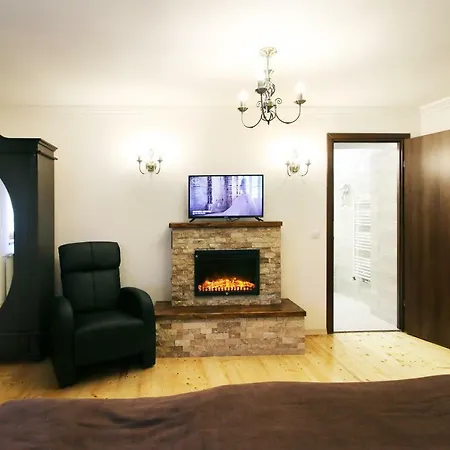 Select House *